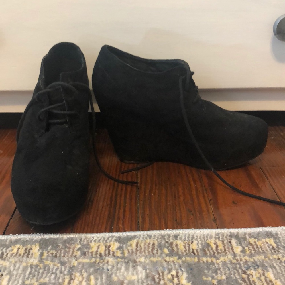 Black wedge booties